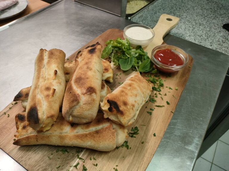 Dostava hrane Špelca | Pizza Spelca dostava hrane špelca spelca, kruhki